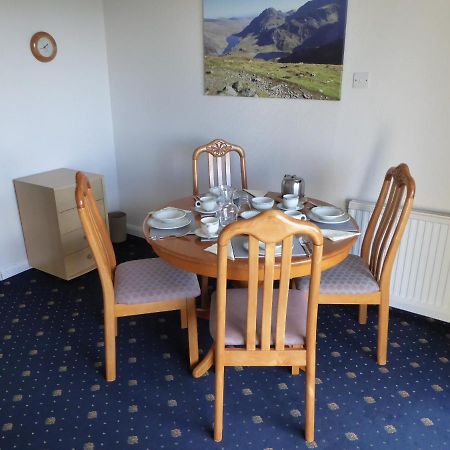 Plas Heulog Holiday Cottages Llanfairfechan Exteriör bild