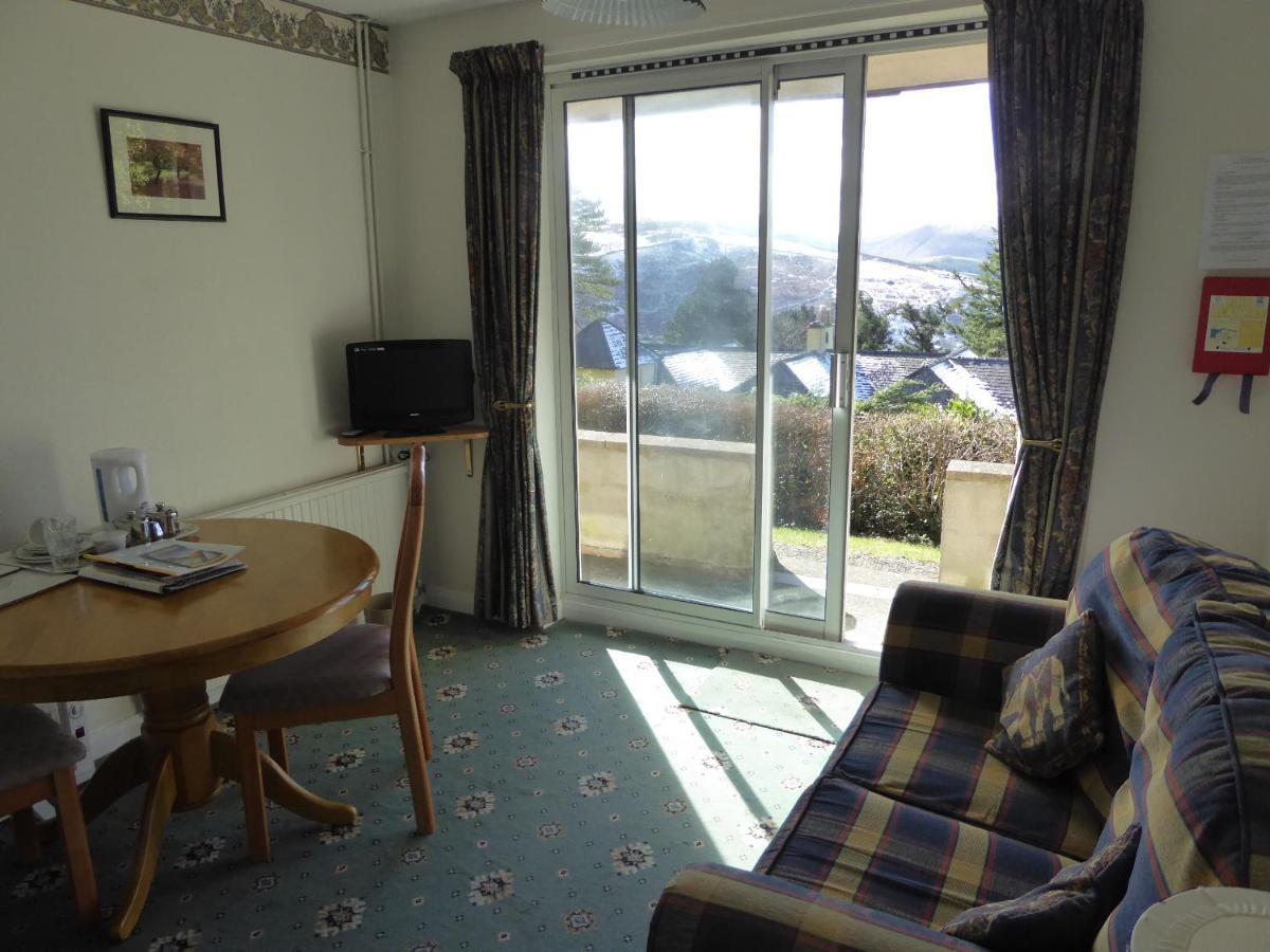 Plas Heulog Holiday Cottages Llanfairfechan Exteriör bild