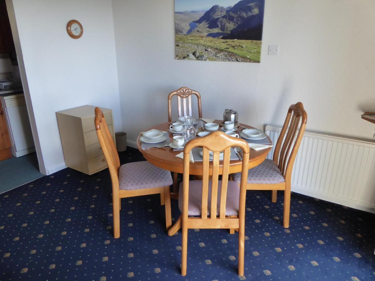 Plas Heulog Holiday Cottages Llanfairfechan Exteriör bild